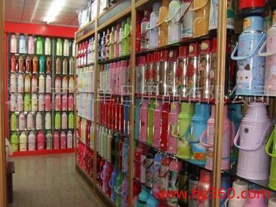 便攜出行新選擇 華濃迷你旅行電吹風，折疊設計全球電壓通用